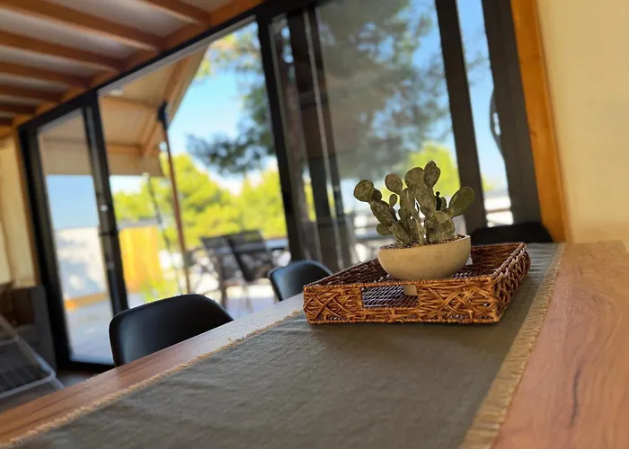 Luna Glamping De Luxe 럭셔리텐트 *