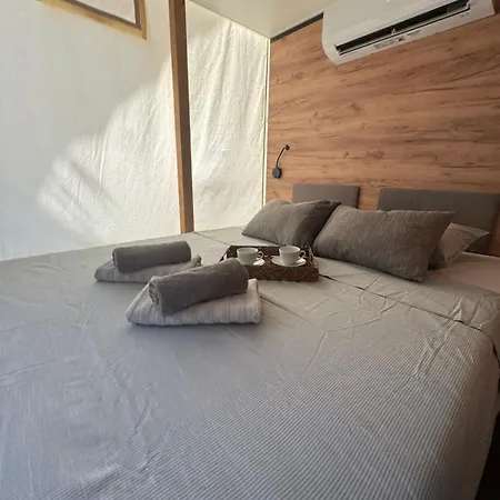 Οργανωμένο κάμπινγκ Luna Glamping De Luxe *