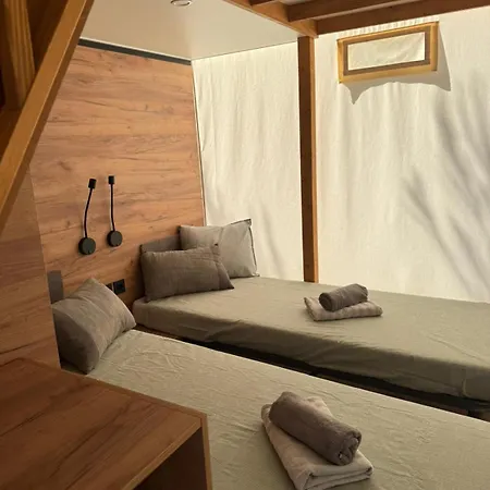 Luna Glamping De Luxe Οργανωμένο κάμπινγκ Drage