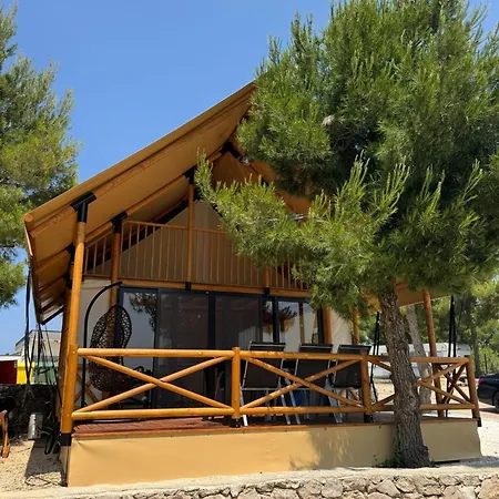 Luna Glamping De Luxe * Drage
