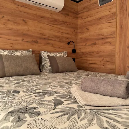 Luna Glamping De Luxe خيمة فخمة