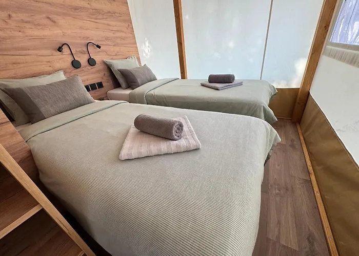 Luna Glamping De Luxe Luxusní stan *