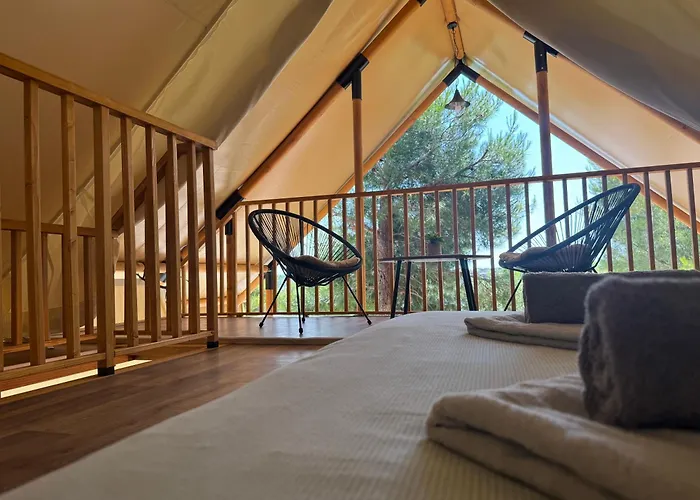 Luna Glamping De Luxe