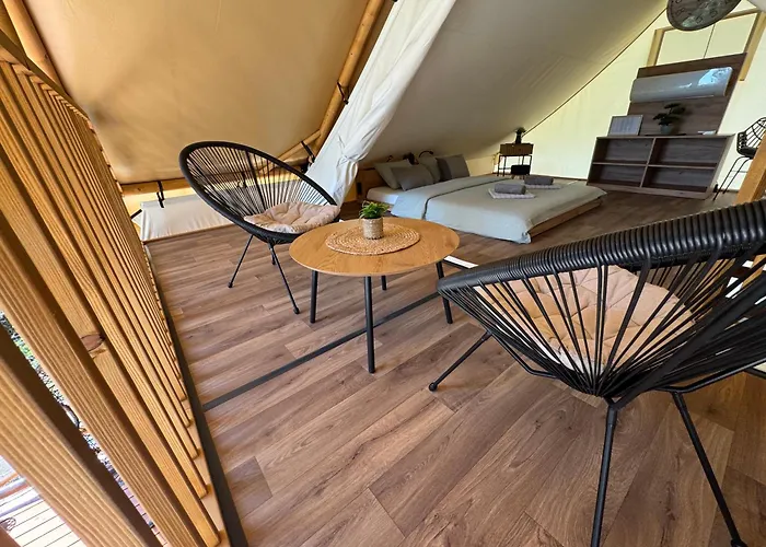 Luna Glamping De Luxe Роскошный шатер