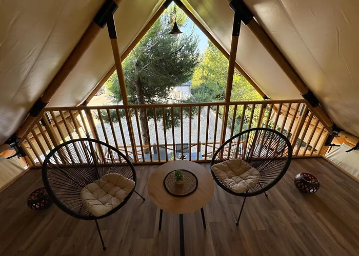 Luna Glamping De Luxe Роскошный шатер