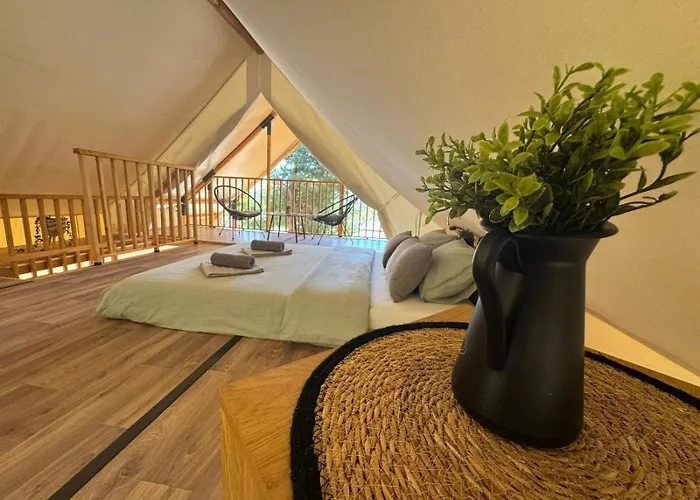 Luna Glamping De Luxe Luxusní stan